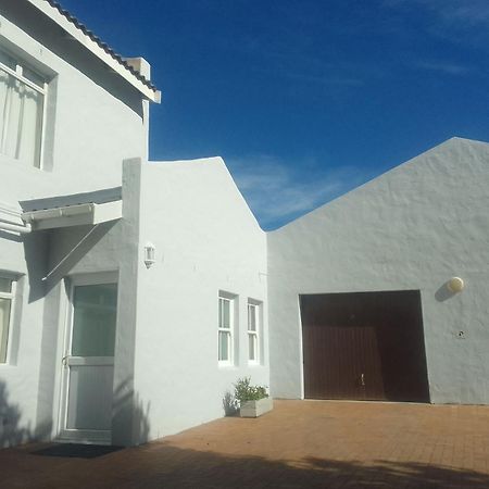 Heaven'S Door Villa Bettyʼs Bay Екстериор снимка